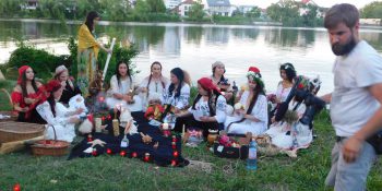 vrajitoarele din Bucuresti in ritual la balta 1